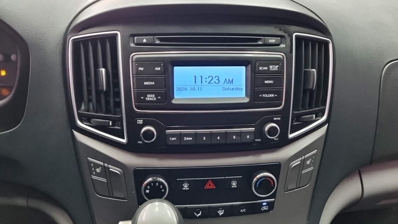 Hyundai Grand Starex 3-Seater LPi VAN Smart 2018 — фото 7