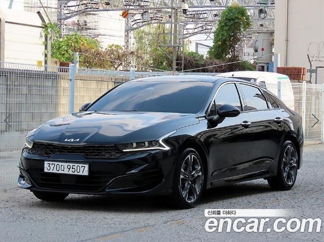 Kia K5 (III) 2.0 Signature 2023 — фото 2
