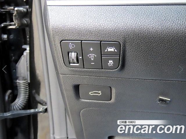 Kia K5 (III) 2.0 Signature 2023 — фото 17