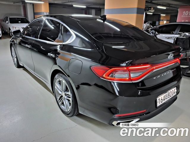 Hyundai Grandeur (IG) 2.4 Premium Special 2019 — фото 3