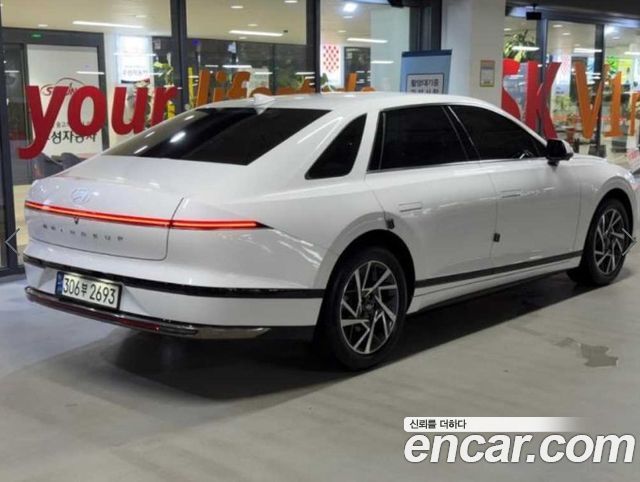 Hyundai Grandeur (GN7) 2,5 Gasoline 2WD Exclusive 2024 — фото 4