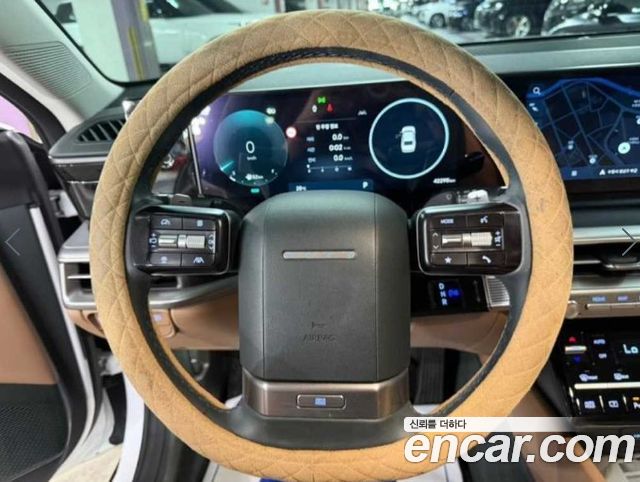 Hyundai Grandeur (GN7) 2,5 Gasoline 2WD Exclusive 2024 — фото 8