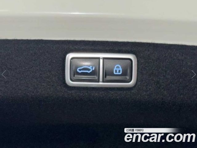 Hyundai Grandeur (GN7) 2,5 Gasoline 2WD Exclusive 2024 — фото 22