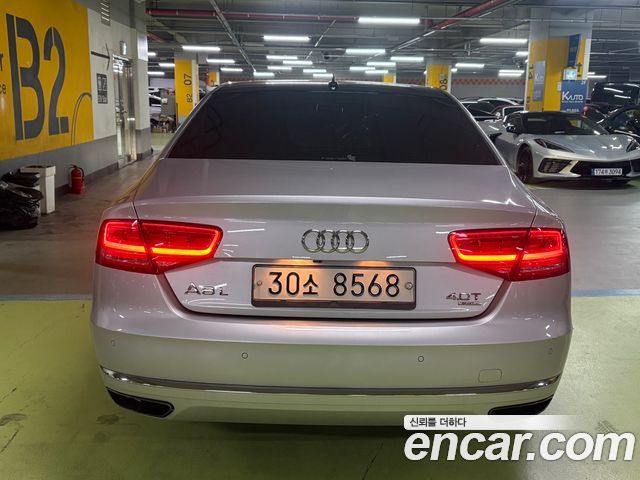 Audi A8 4.0 TFSI Quattro LWB D4 2013 — фото 4