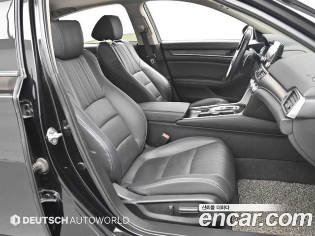Honda Accord (X) 2.0 Turbo Sport 2018 — фото 10