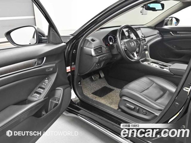 Honda Accord (X) 2.0 Turbo Sport 2018 — фото 15