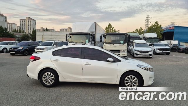 Kia K3 Deluxe 2017 — фото 8