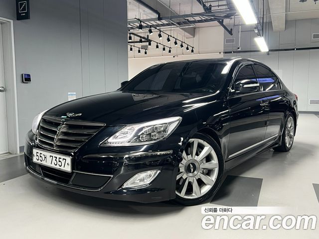 Hyundai Genesis PRADA GP500