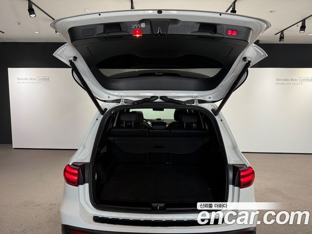Mercedes-Benz EQB (X243) EQB300 4MATIC AMG Line 2026 — фото 20