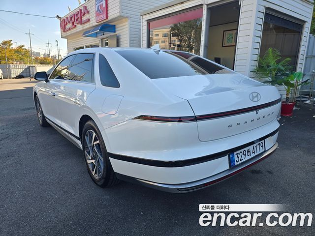 Hyundai Grandeur (GN7) 2,5 Gasoline 2WD Premium 2023 — фото 2