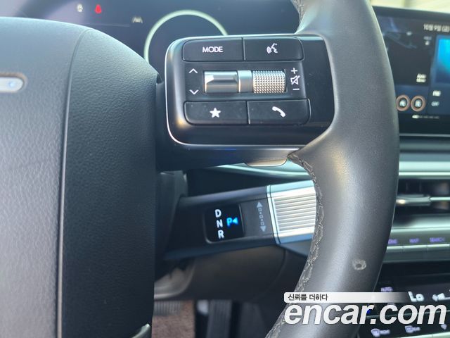 Hyundai Grandeur (GN7) 2,5 Gasoline 2WD Premium 2023 — фото 9