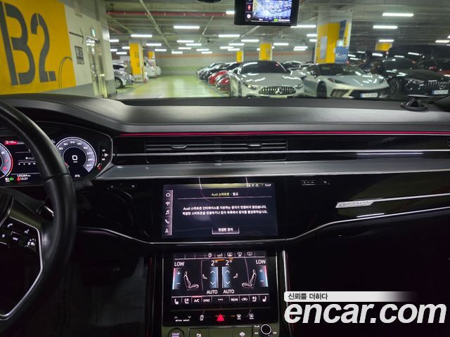 Audi A8 (D5) 55 TFSI Quattro LWB 2020 — фото 9