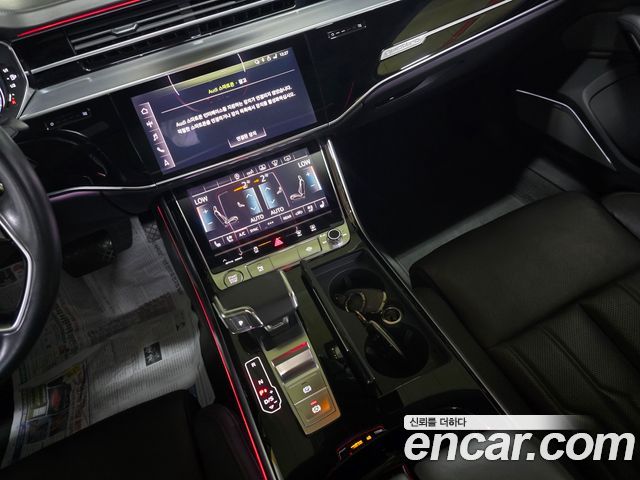 Audi A8 (D5) 55 TFSI Quattro LWB 2020 — фото 10