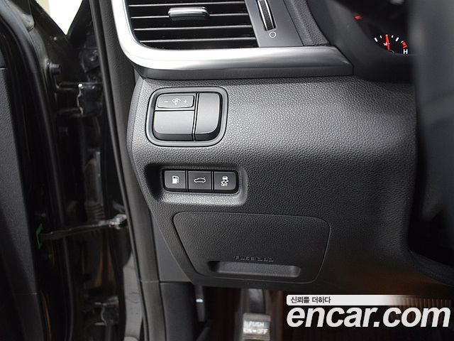Kia K5 (II) 2.0 MX Prestige 2016 — фото 9