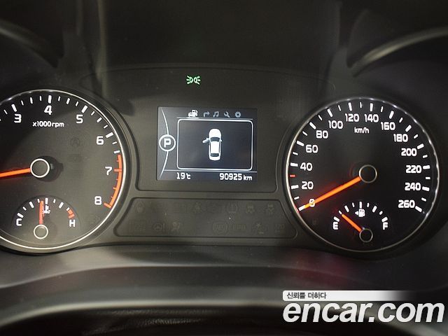 Kia K5 (II) 2.0 MX Prestige 2016 — фото 10