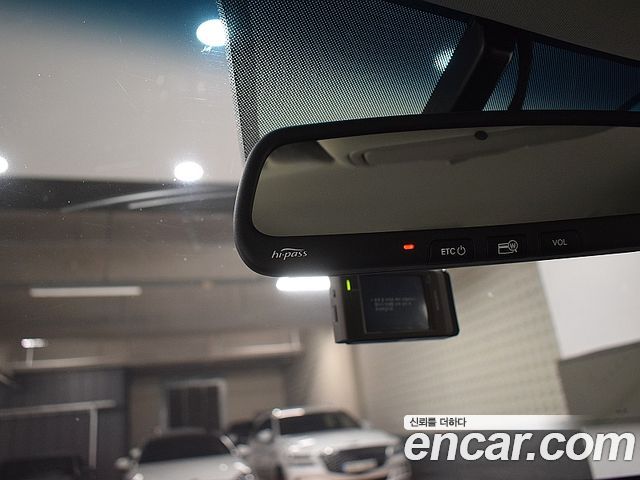 Kia K5 (II) 2.0 MX Prestige 2016 — фото 16