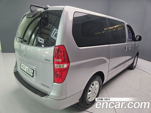 Hyundai Grand Starex Van 5-Seater Modern 2019 — фото 2