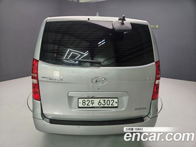 Hyundai Grand Starex Van 5-Seater Modern 2019 — фото 4