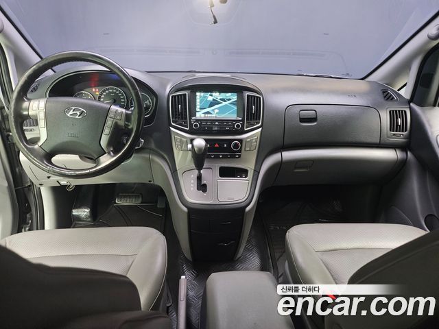 Hyundai Grand Starex Van 5-Seater Modern 2019 — фото 7