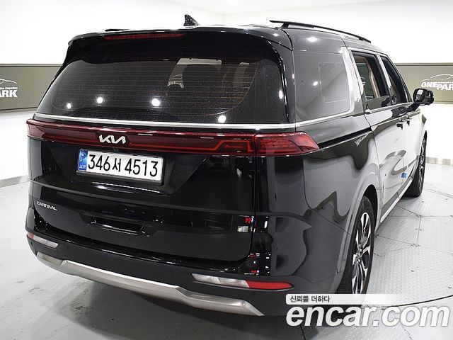 Kia Carnival (IV) Gasoline 7-Seater Signature 2023 — фото 3