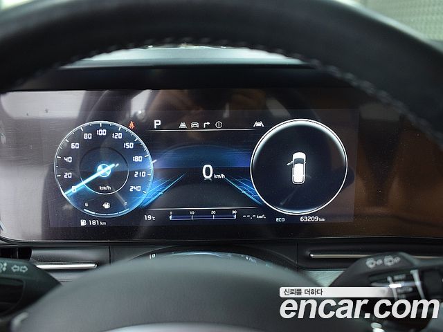 Kia Carnival (IV) Gasoline 7-Seater Signature 2023 — фото 18