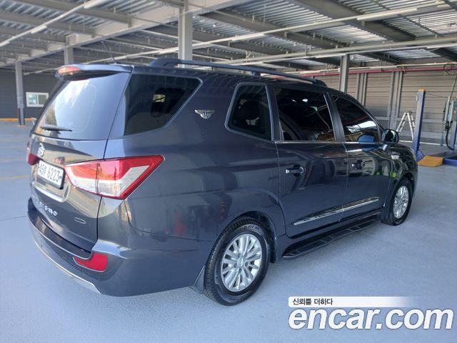 KG Mobility (SsangYong) Korando Turismo 4WD TX 9-seater 2017 — фото 2