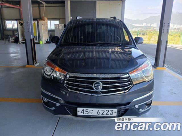 KG Mobility (SsangYong) Korando Turismo 4WD TX 9-seater 2017 — фото 3
