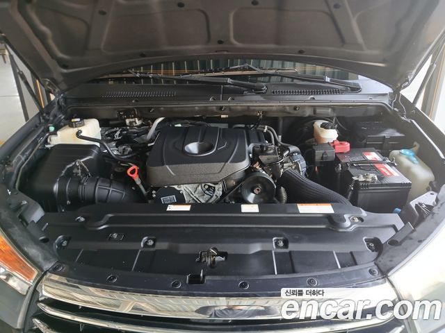 KG Mobility (SsangYong) Korando Turismo 4WD TX 9-seater 2017 — фото 6