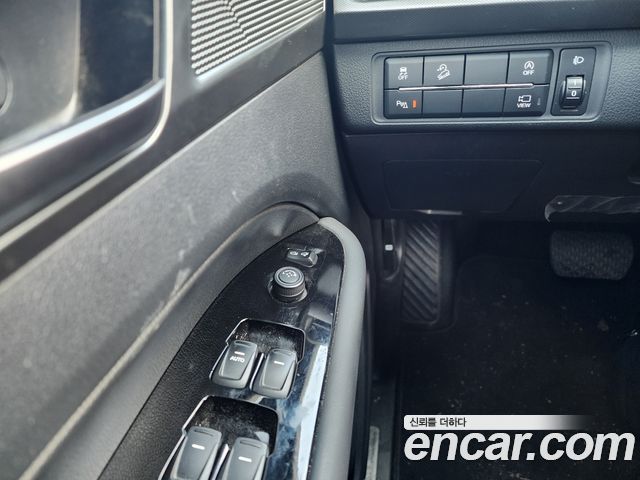 KG Mobility (SsangYong) Musso Sport Khan (Q261) Diesel 2.2 4WD Prestige 2025 — фото 6