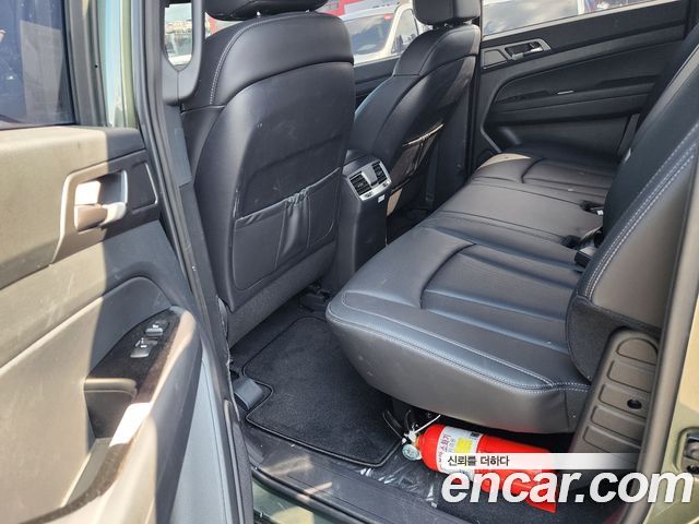 KG Mobility (SsangYong) Musso Sport Khan (Q261) Diesel 2.2 4WD Prestige 2025 — фото 18