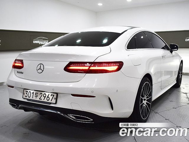 Mercedes-Benz E-Class (W213) E220d Coupe 2018 — фото 3