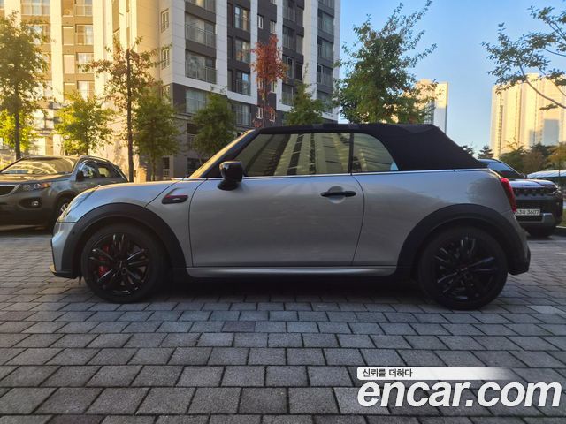 MINI Cooper S Convertible JCW 3rd 2023 — фото 5