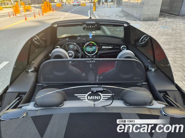 MINI Cooper S Convertible JCW 3rd 2023 — фото 19
