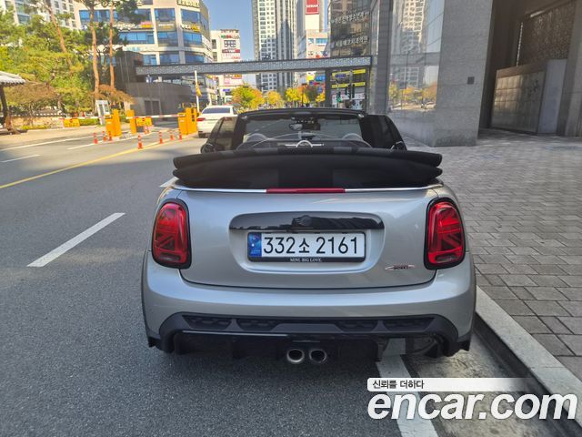 MINI Cooper S Convertible JCW 3rd 2023 — фото 21
