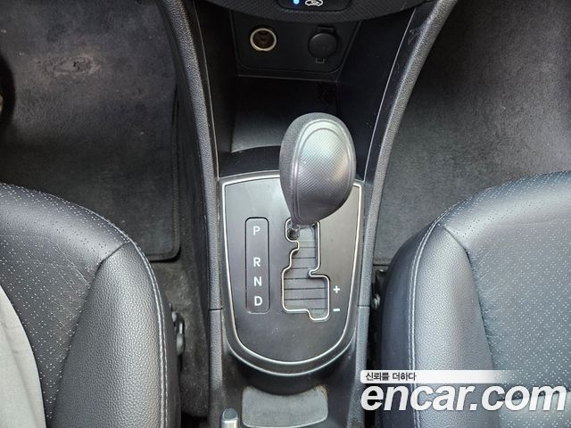 Hyundai Accent (New) Diesel WIT 1.6 VGT Smart 2015 — фото 9