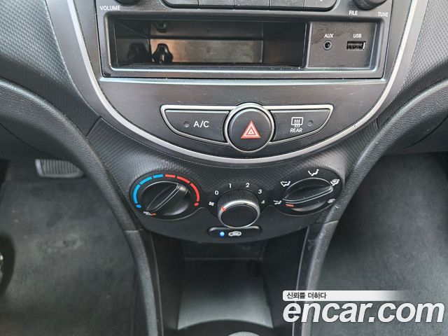 Hyundai Accent (New) Diesel WIT 1.6 VGT Smart 2015 — фото 15