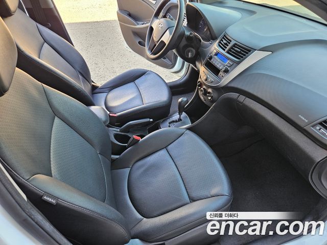 Hyundai Accent (New) Diesel WIT 1.6 VGT Smart 2015 — фото 20