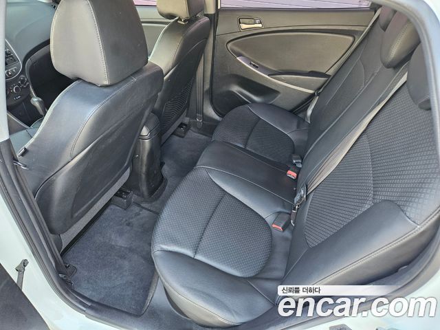 Hyundai Accent (New) Diesel WIT 1.6 VGT Smart 2015 — фото 21