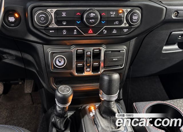 Jeep Wrangler (JL) 2.0 Sport 4Door Islander Edition 2021 — фото 9