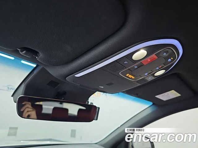 Genesis G70 Shooting Brake Gasoline 2.5T 4WD 2024 — фото 21
