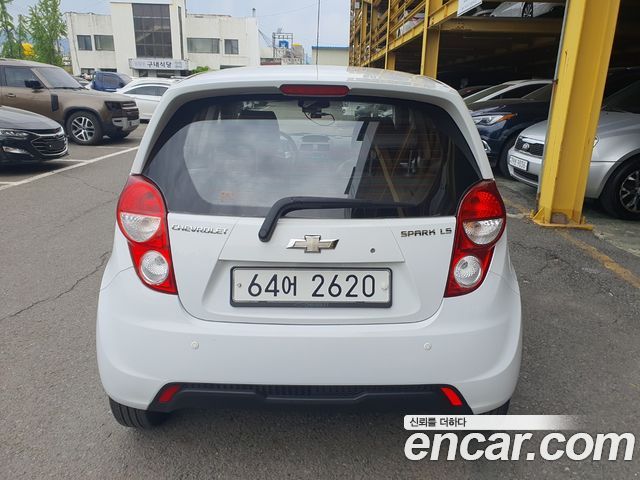 Chevrolet Spark LS Standard 2013 — фото 4