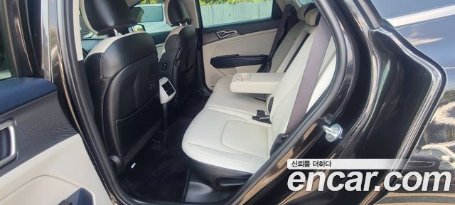 Kia Sportage (V) Diesel 2.0 2WD Nobleless 2022 — фото 16