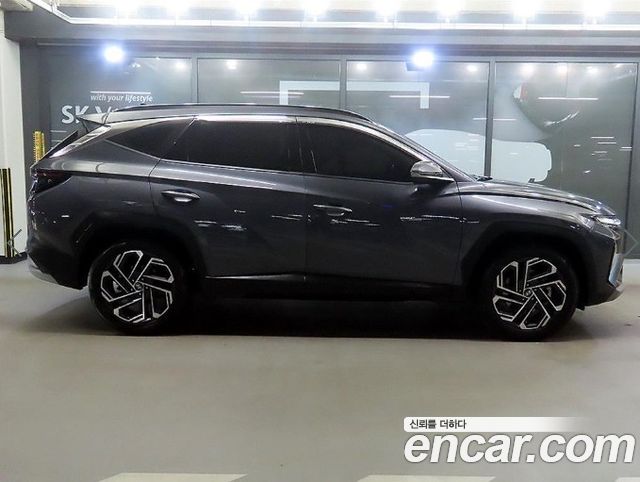 Hyundai Tucson (NX4) Gasoline 1.6 Turbo 2WD Premium 2024 — фото 2