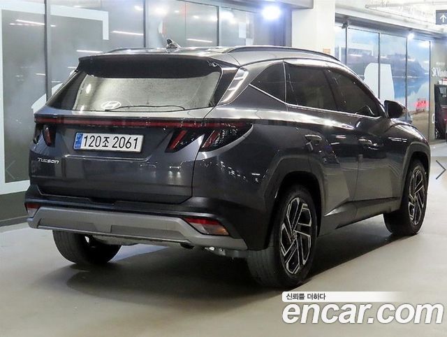 Hyundai Tucson (NX4) Gasoline 1.6 Turbo 2WD Premium 2024 — фото 3