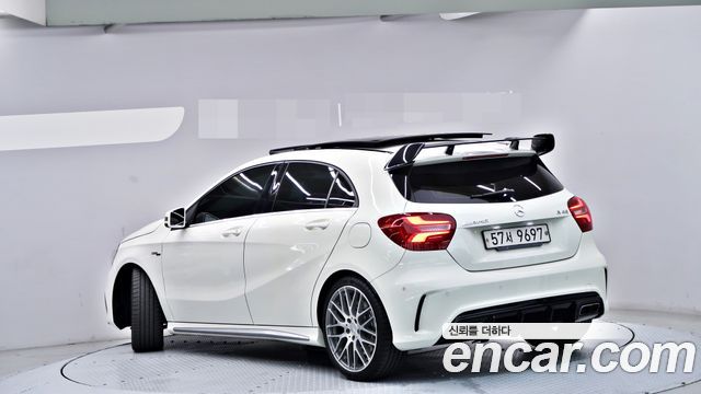 Mercedes-Benz A-Class (W176) A45 AMG 4MATIC 2018 — фото 4