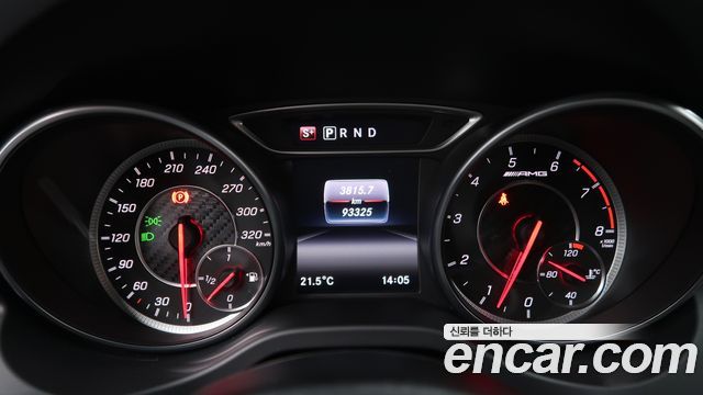 Mercedes-Benz A-Class (W176) A45 AMG 4MATIC 2018 — фото 8