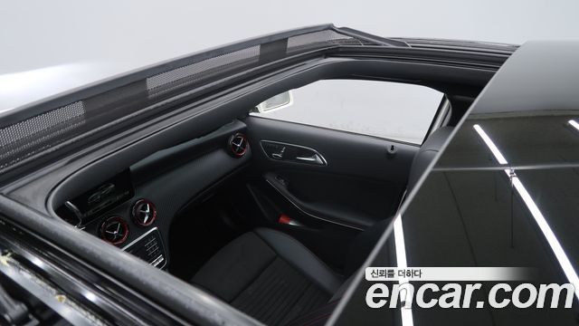 Mercedes-Benz A-Class (W176) A45 AMG 4MATIC 2018 — фото 19