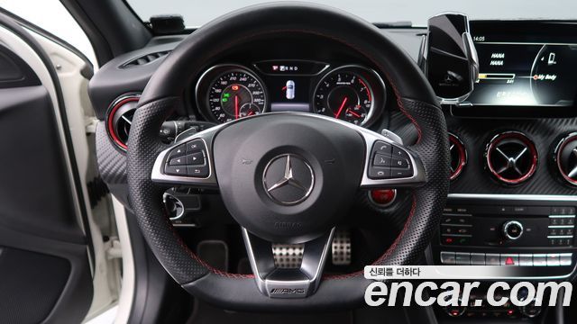 Mercedes-Benz A-Class (W176) A45 AMG 4MATIC 2018 — фото 23
