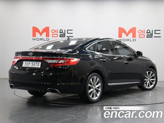 Hyundai Grandeur (HG) HG300 Premium 2016 — фото 2
