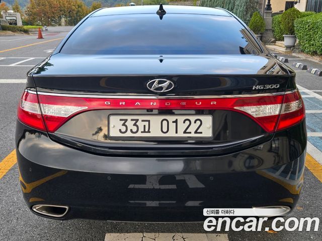 Hyundai Grandeur (HG) HG300 Exclusive 2014 — фото 4